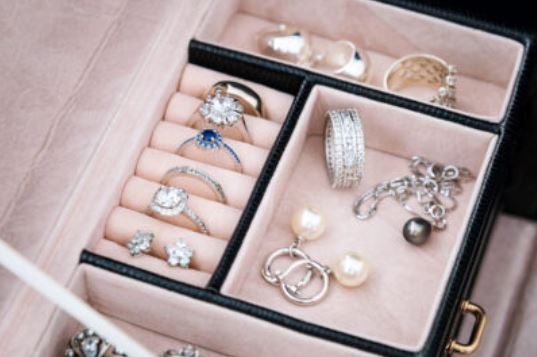 How to Transform Your 2021 Jewelry Box