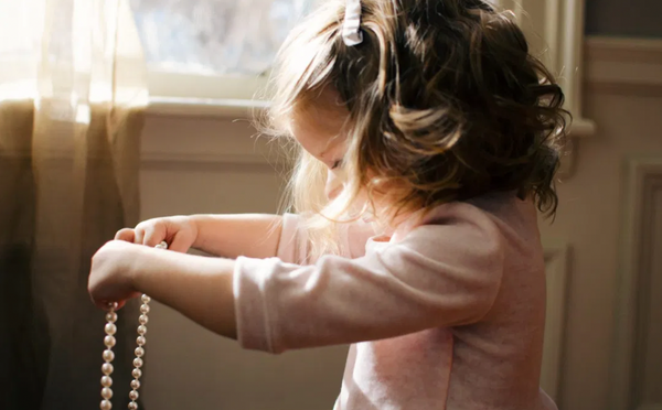 Insights on Passing on Heirloom Jewelry to Your Children